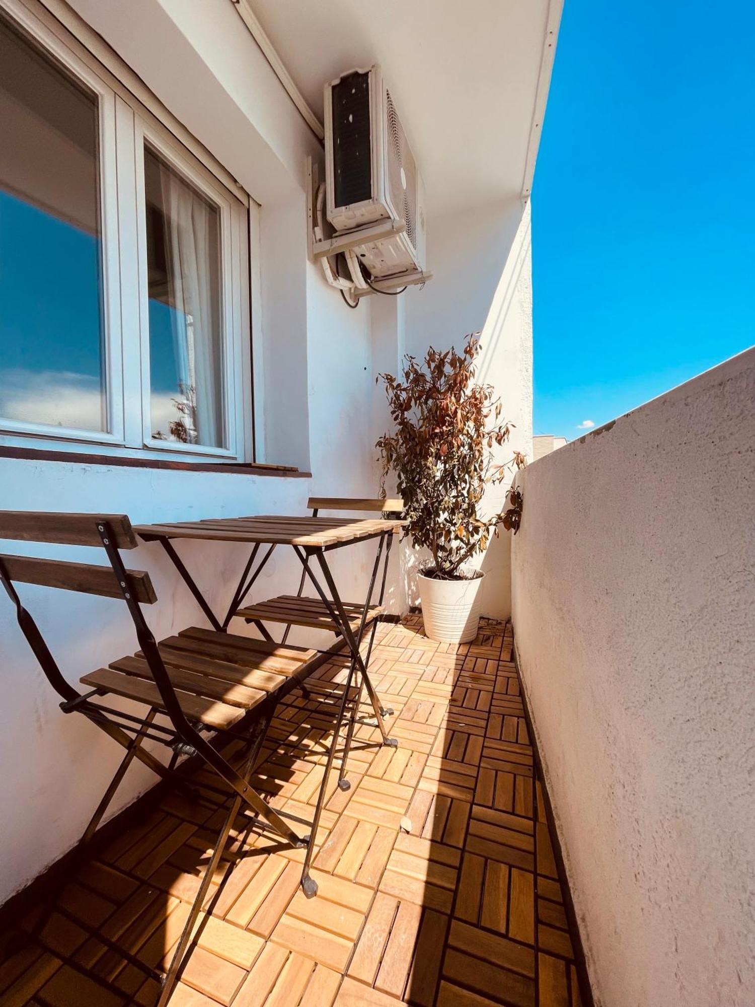 Piso Acogedor Y Tranquilo - Junto A Ifema Y Aerop. Apartment Madrid Exterior foto